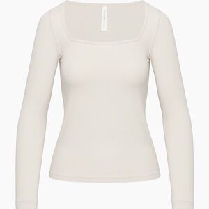 Aritzia Babaton Chartler Long Sleeve Squareneck Tee in Matte Pearl